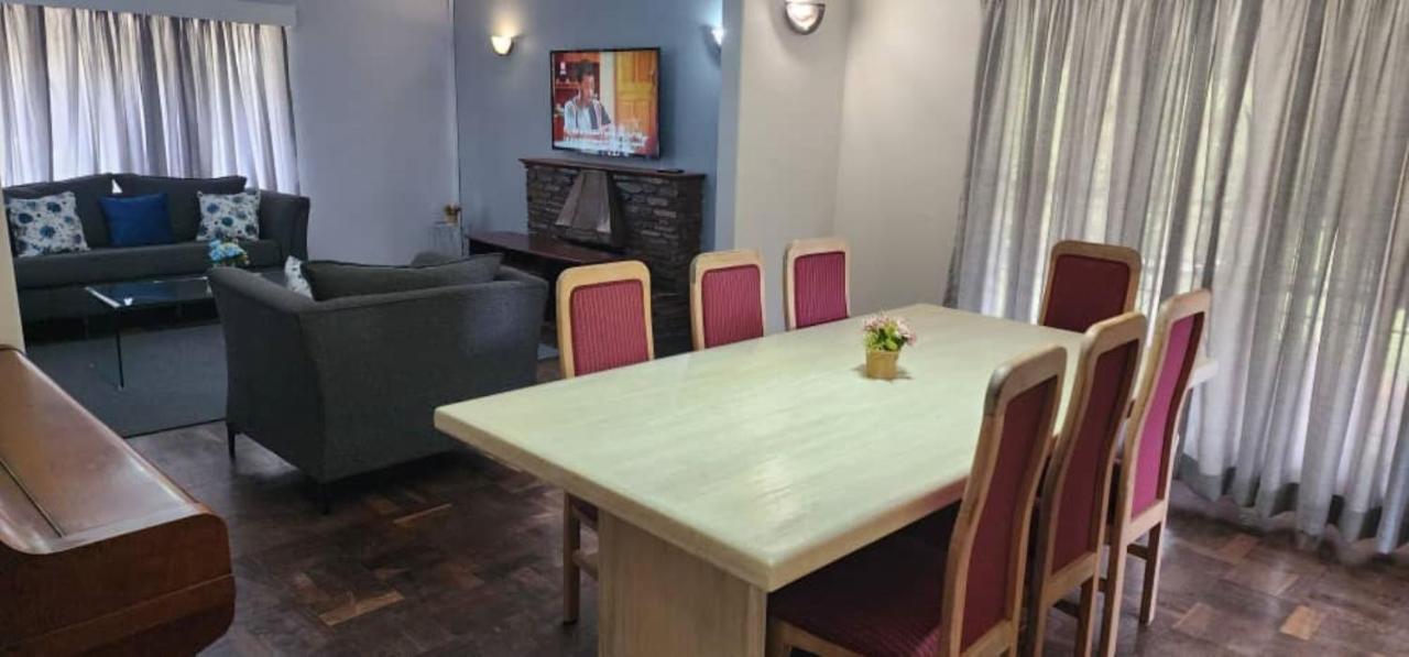 Lovely 3 Bed In Mount Pleasant - 2153 Harare Bagian luar foto