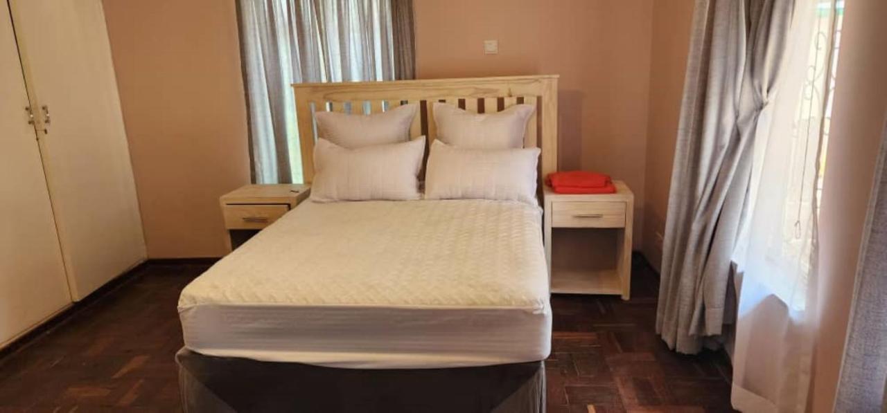 Lovely 3 Bed In Mount Pleasant - 2153 Harare Bagian luar foto